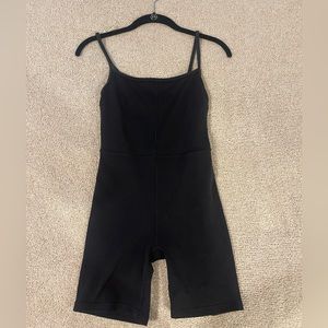 Aritzia Wilfred free black XS romper